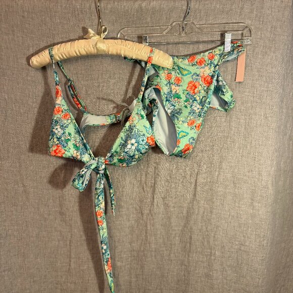 Victoria's Secret Other - Victoria Secret Bikini Suit Large Top Medium Bottom
